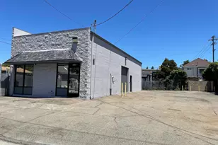 3326 Elmwood Ave, Oakland, CA 94601 - Photo 1
