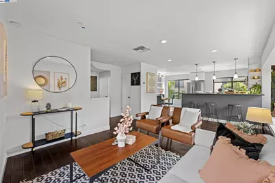 924 Apricot Ave, Campbell, CA 95008 - Photo 1