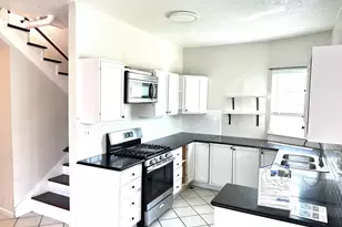 1610 85th Ave, Oakland, CA 94621 - Photo 1