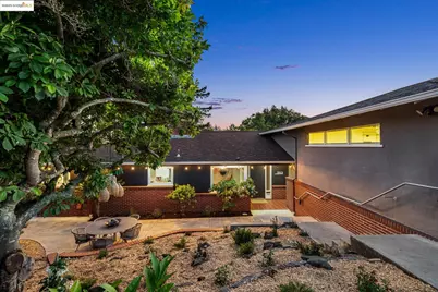 3901 Oakmore Rd, Oakland, CA 94602 - Photo 1