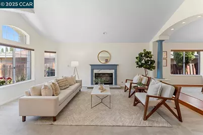 5378 Country View Dr, Richmond, CA 94803 - Photo 1