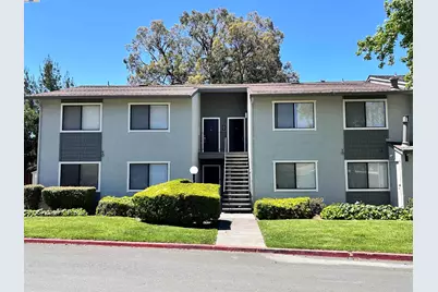 900 Cambridge Dr #26, Benicia, CA 94510 - Photo 1