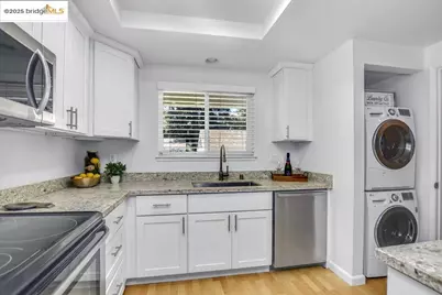 2587 Oak Rd #A, Walnut Creek, CA 94597 - Photo 1