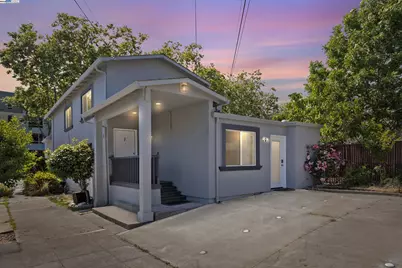 2649 San Pablo Ave #3, Berkeley, CA 94702 - Photo 1