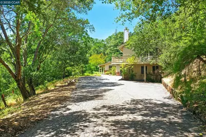 3363 McGraw Ln, Lafayette, CA 94549 - Photo 1