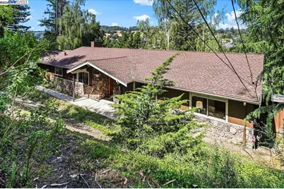 11110 Monan St, Oakland, CA 94605 - Photo 1