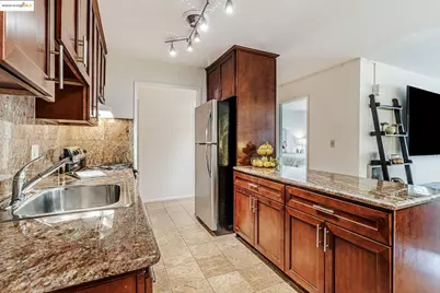 375 Jayne Avenue #106, Oakland, CA 94610 - Photo 1