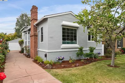 1821 Fremont Dr, Alameda, CA 94501 - Photo 1