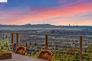 25 Holyrood Manor, Oakland, CA 94611 - Photo 1