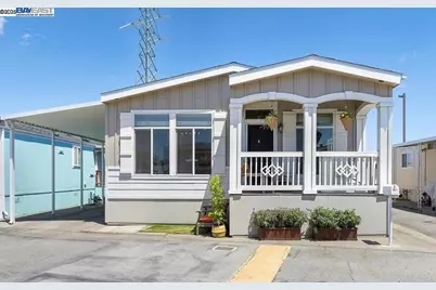 3015 Bayshore Road #423, Redwood City, CA 94063 - Photo 1