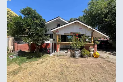 2174 Ash St, Stockton, CA 95206 - Photo 1