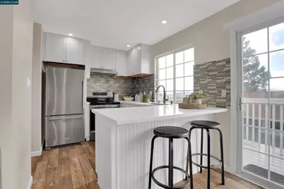 125 Sunset Cir #45, Benicia, CA 94510 - Photo 1