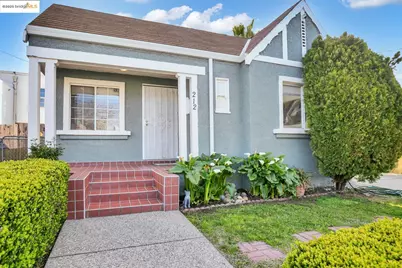 212 16th St, Pittsburg, CA 94565 - Photo 1