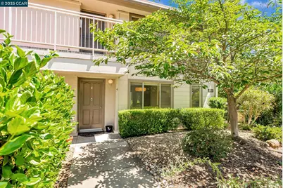 1312 Skycrest Dr #4, Walnut Creek, CA 94595 - Photo 1