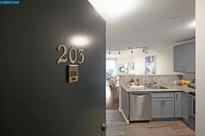 2901 Macarthur Blvd #203, Oakland, CA 94602 - Photo 1