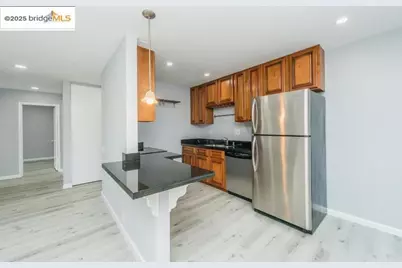 4099 Howe St #102, Oakland, CA 94611 - Photo 1