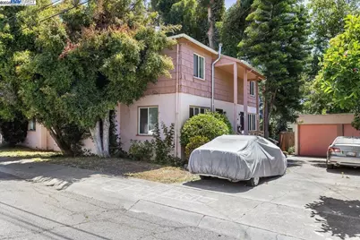 2734 Barry Pl, Oakland, CA 94601 - Photo 1