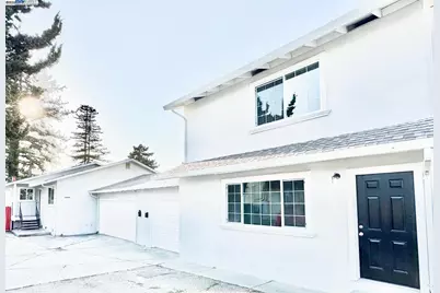 20595 Center St, Castro Valley, CA 94546 - Photo 1