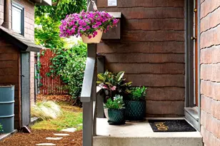 1130 Derby St, Berkeley, CA 94702 - Photo 1