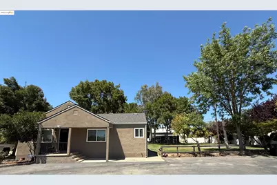 9729 Orr Rd, Galt, CA 95632 - Photo 1