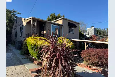 2701 Oliver Ave, Oakland, CA 94605 - Photo 1