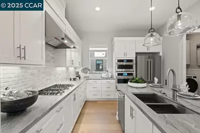 302 Stone Pine Terrace #5, Sunnyvale, CA 94086 - Photo 1