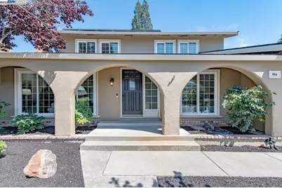 954 Crellin Rd, Pleasanton, CA 94566 - Photo 1