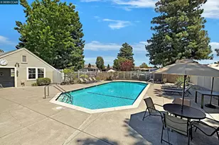 1474 Wakefield Dr, Hayward, CA 94544 - Photo 1