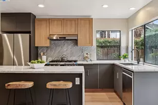 209 Cumberland Ct, Alameda, CA 94502 - Photo 1