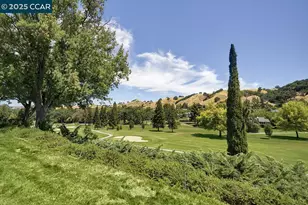 3136 Tice Creek Dr, Walnut Creek, CA 94595 - Photo 1