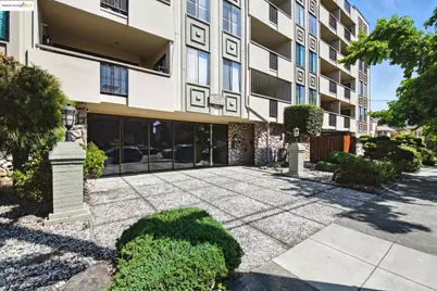 303 Adams St #207, Oakland, CA 94610 - Photo 1