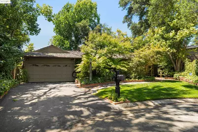 107 Burns Ct, Pleasant Hill, CA 94523 - Photo 1