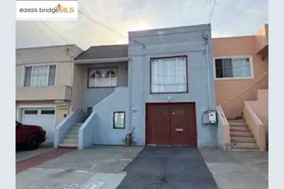 814 Schwerin St, Daly City, CA 94014 - Photo 1