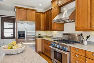 1335 Grove St, Alameda, CA 94501 - Photo 21