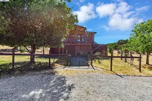 20104 Panoche Rd, Paicines, CA 95043 - Photo 1