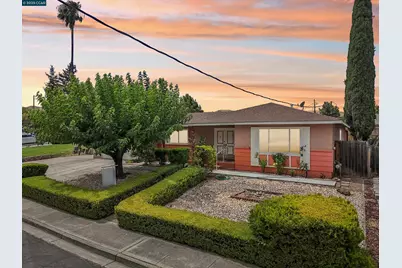 738 Santa Ana Dr, Pittsburg, CA 94565 - Photo 1