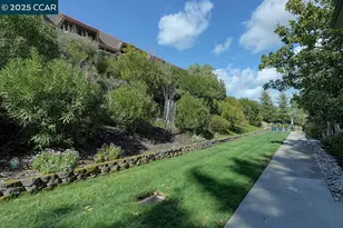 1232 Skycrest Dr, Walnut Creek, CA 94595 - Photo 1