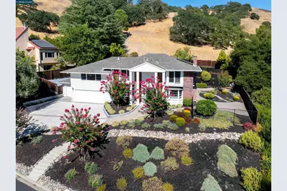 2646 Roundhill Dr, Alamo, CA 94507 - Photo 1