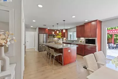 8157 Fairway Ct, Newark, CA 94560 - Photo 13