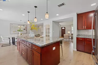 8157 Fairway Ct, Newark, CA 94560 - Photo 15