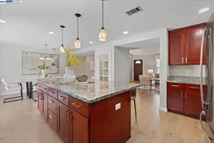 8157 Fairway Ct, Newark, CA 94560 - Photo 15