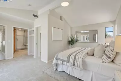 8157 Fairway Ct, Newark, CA 94560 - Photo 37