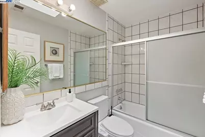 8157 Fairway Ct, Newark, CA 94560 - Photo 35