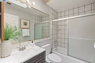 8157 Fairway Ct, Newark, CA 94560 - Photo 35