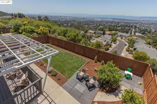 381 Crestmont Dr, Oakland, CA 94619 - Photo 1