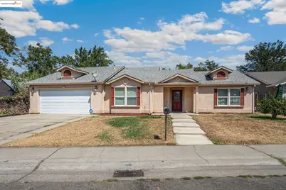1013 Los Robles Boulevard, Sacramento, CA 95838 - Photo 1