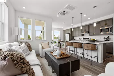 2818 Fifth Street, Alameda, CA 94501 - Photo 1