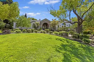 30 Crestview Ct, Lafayette, CA 94549 - Photo 1