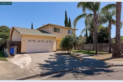 1324 Holmes Ct, Fairfield, CA 94533 - Photo 1