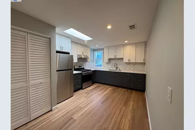 716 Foothill Blvd, Oakland, CA 94606 - Photo 1